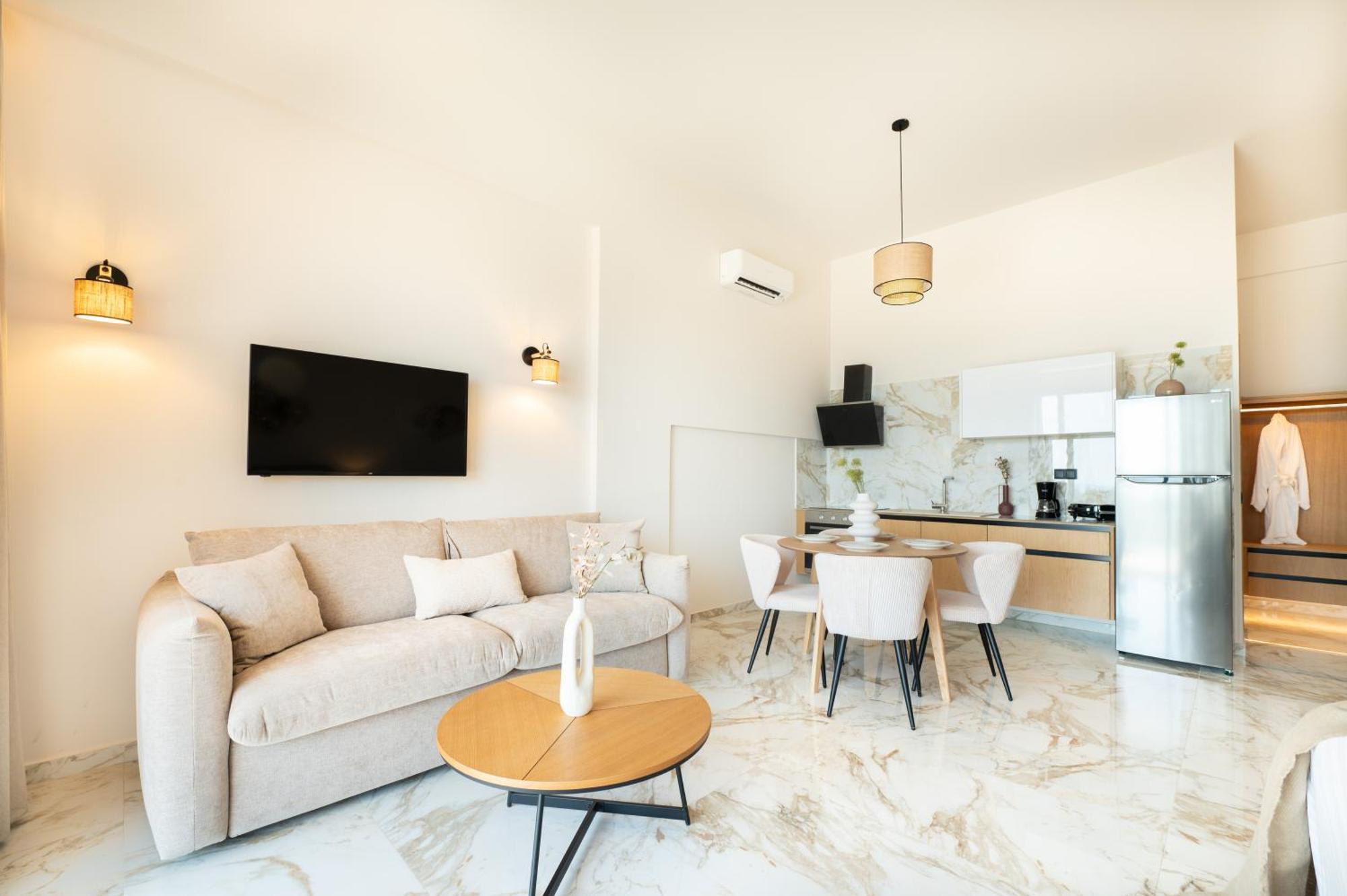 Petradi Suites Kalamata Exteriör bild