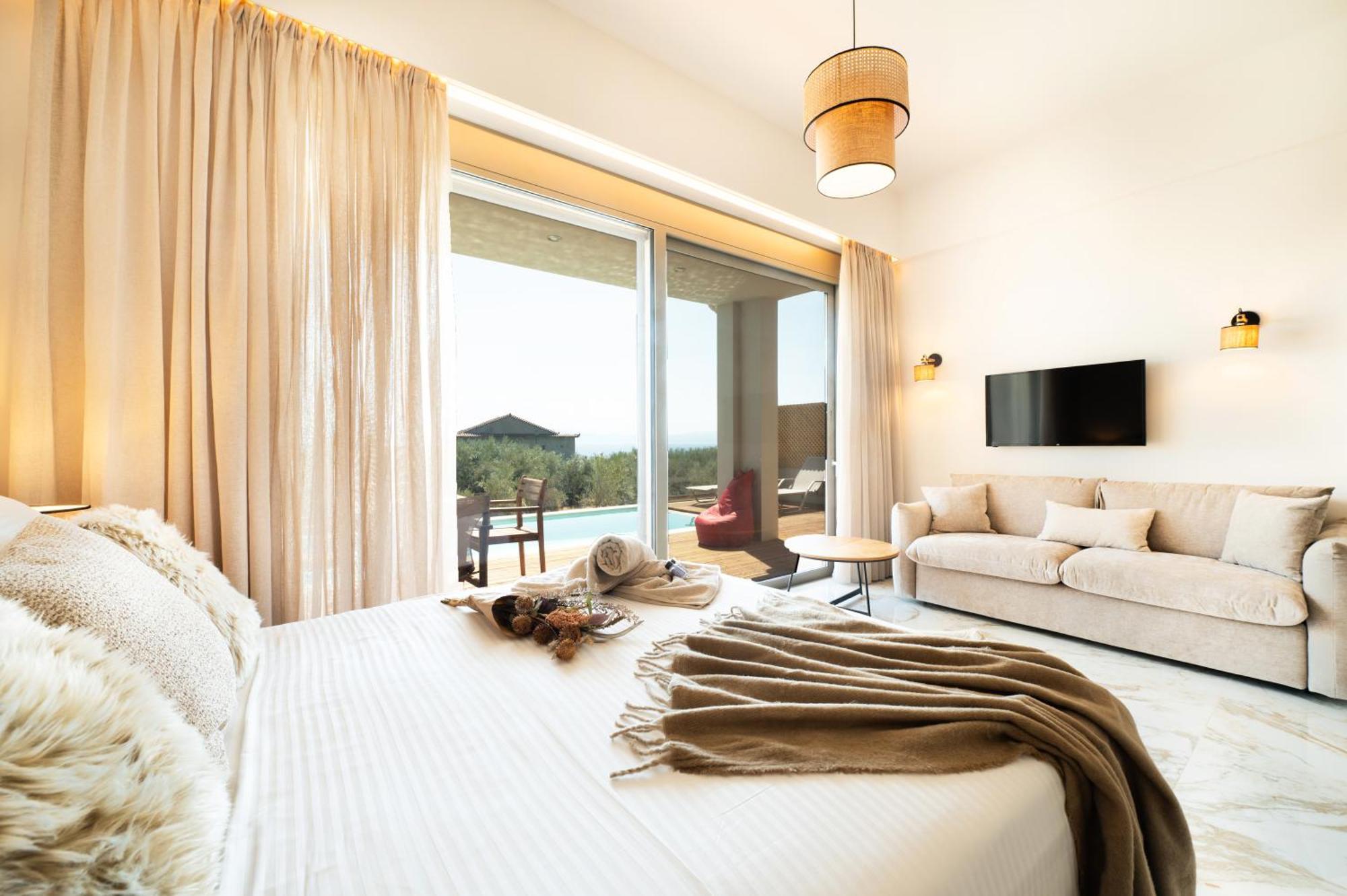 Petradi Suites Kalamata Exteriör bild