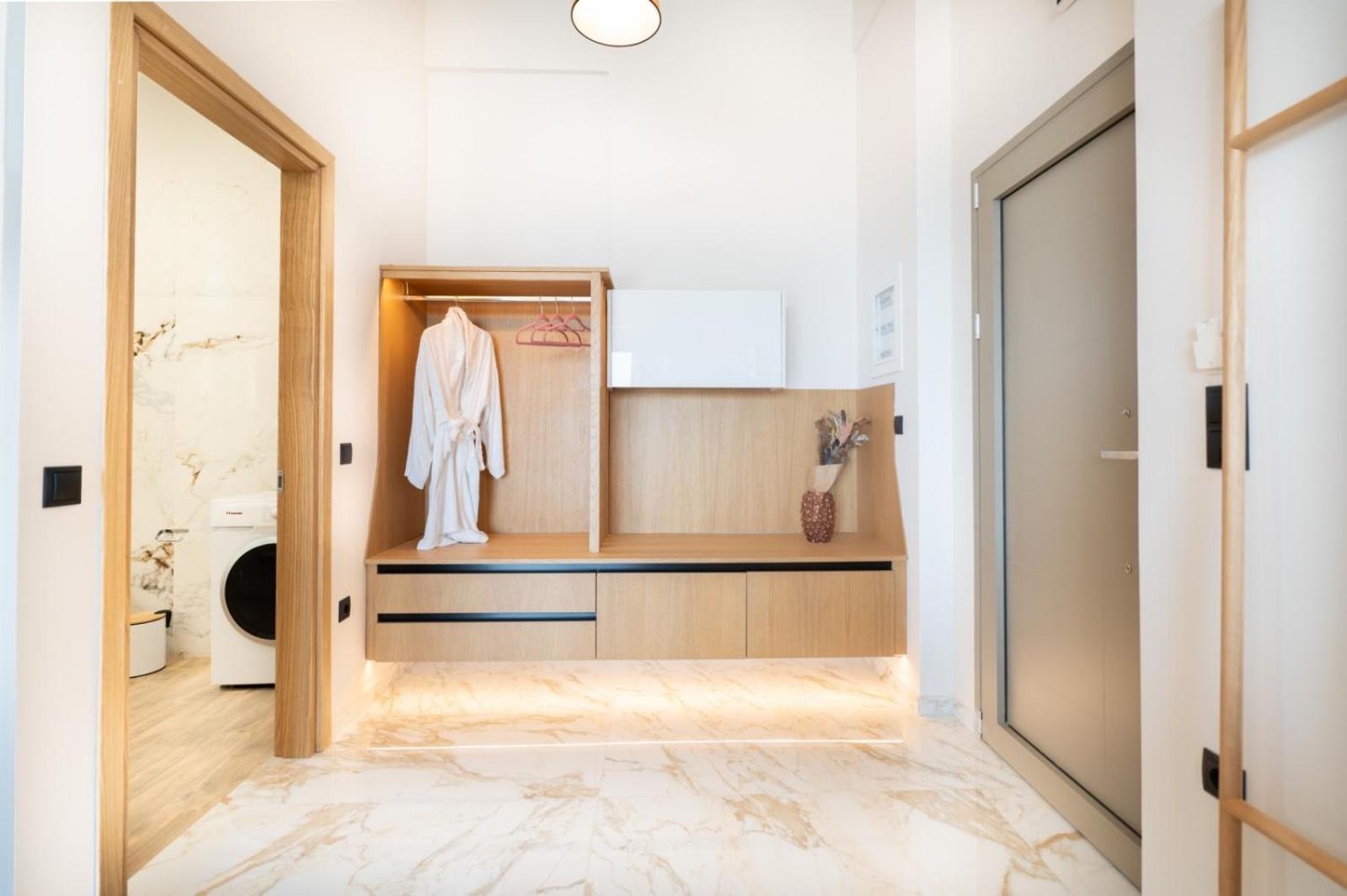 Petradi Suites Kalamata Exteriör bild