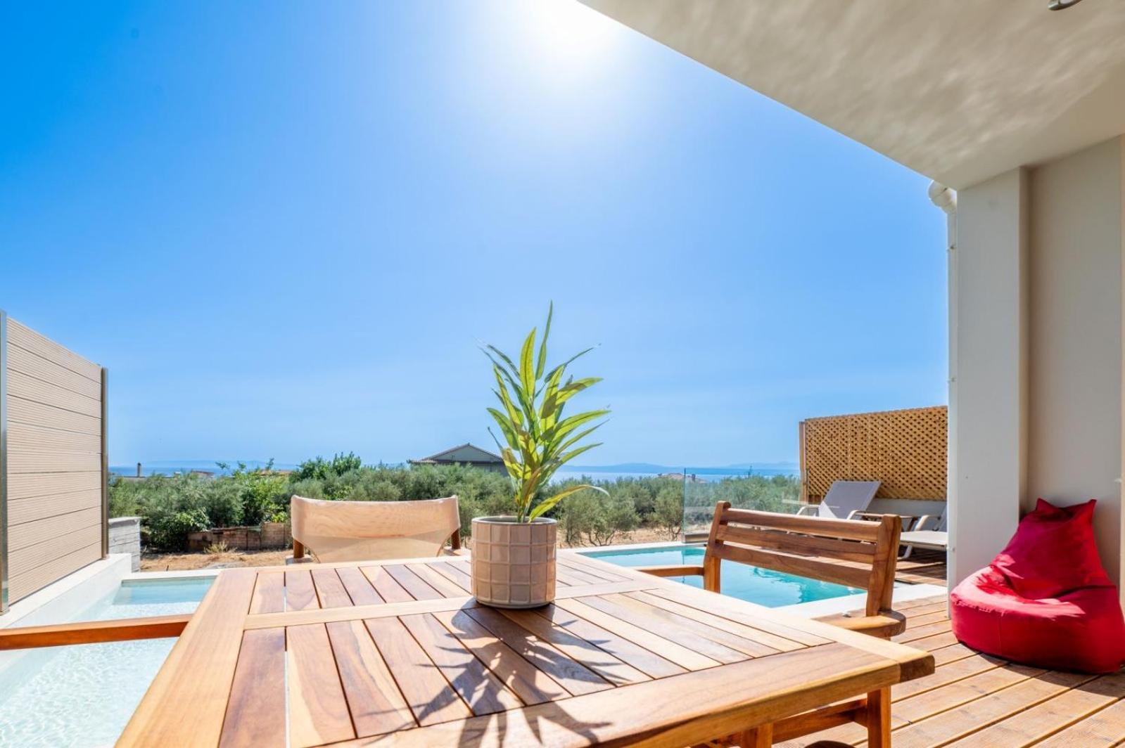 Petradi Suites Kalamata Exteriör bild