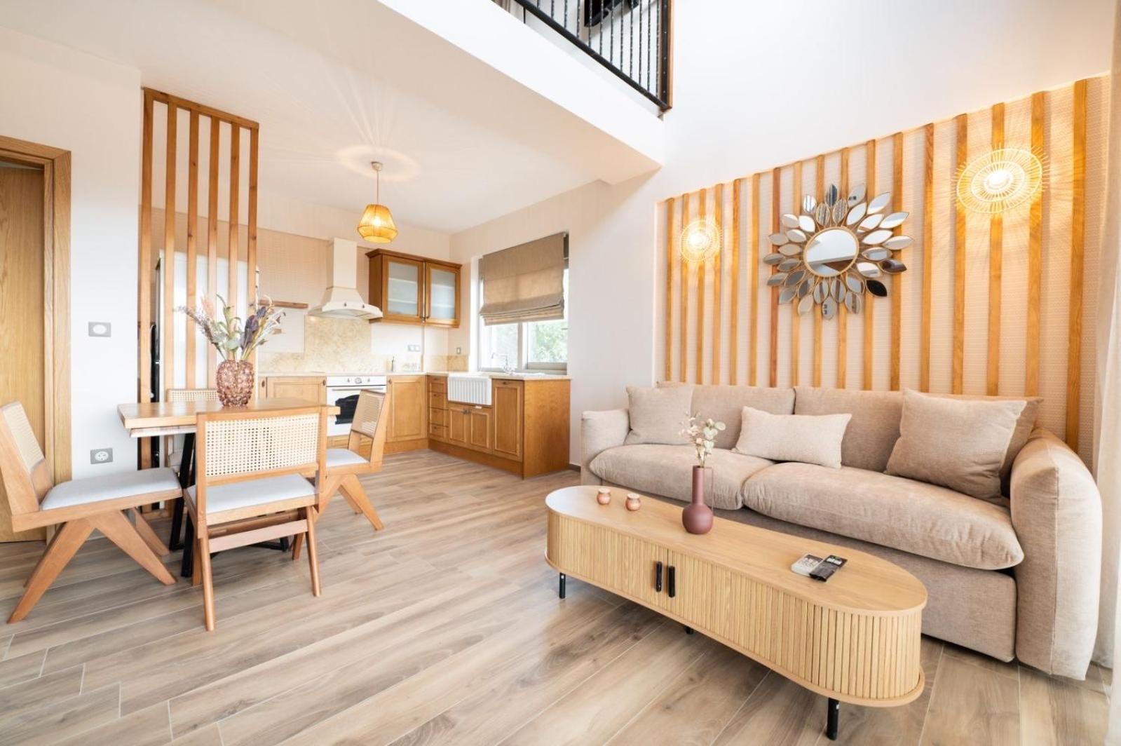 Petradi Suites Kalamata Exteriör bild
