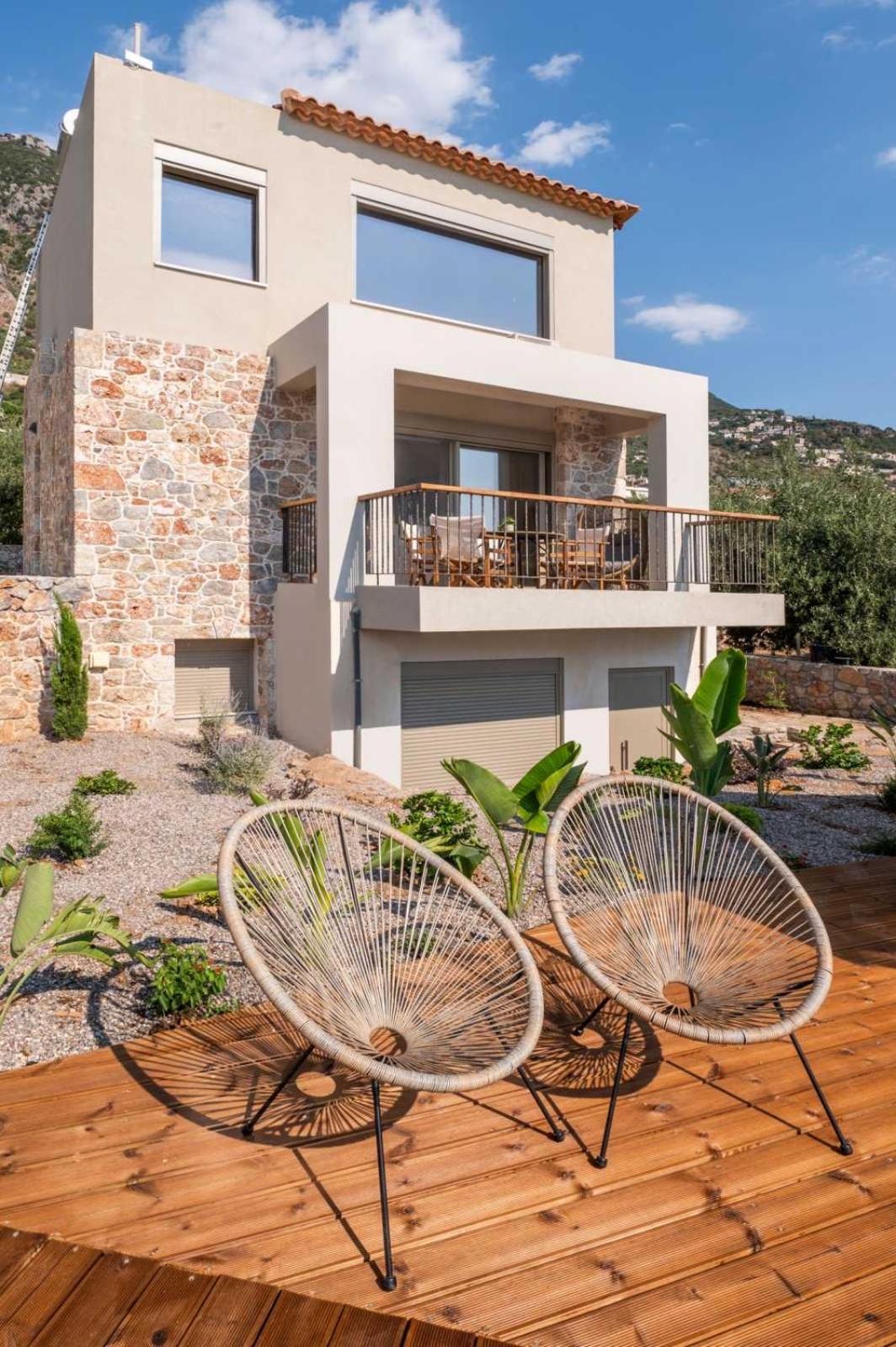 Petradi Suites Kalamata Exteriör bild