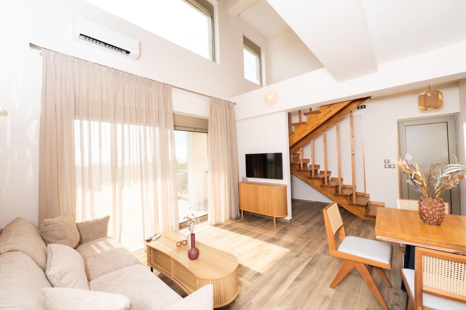 Petradi Suites Kalamata Exteriör bild