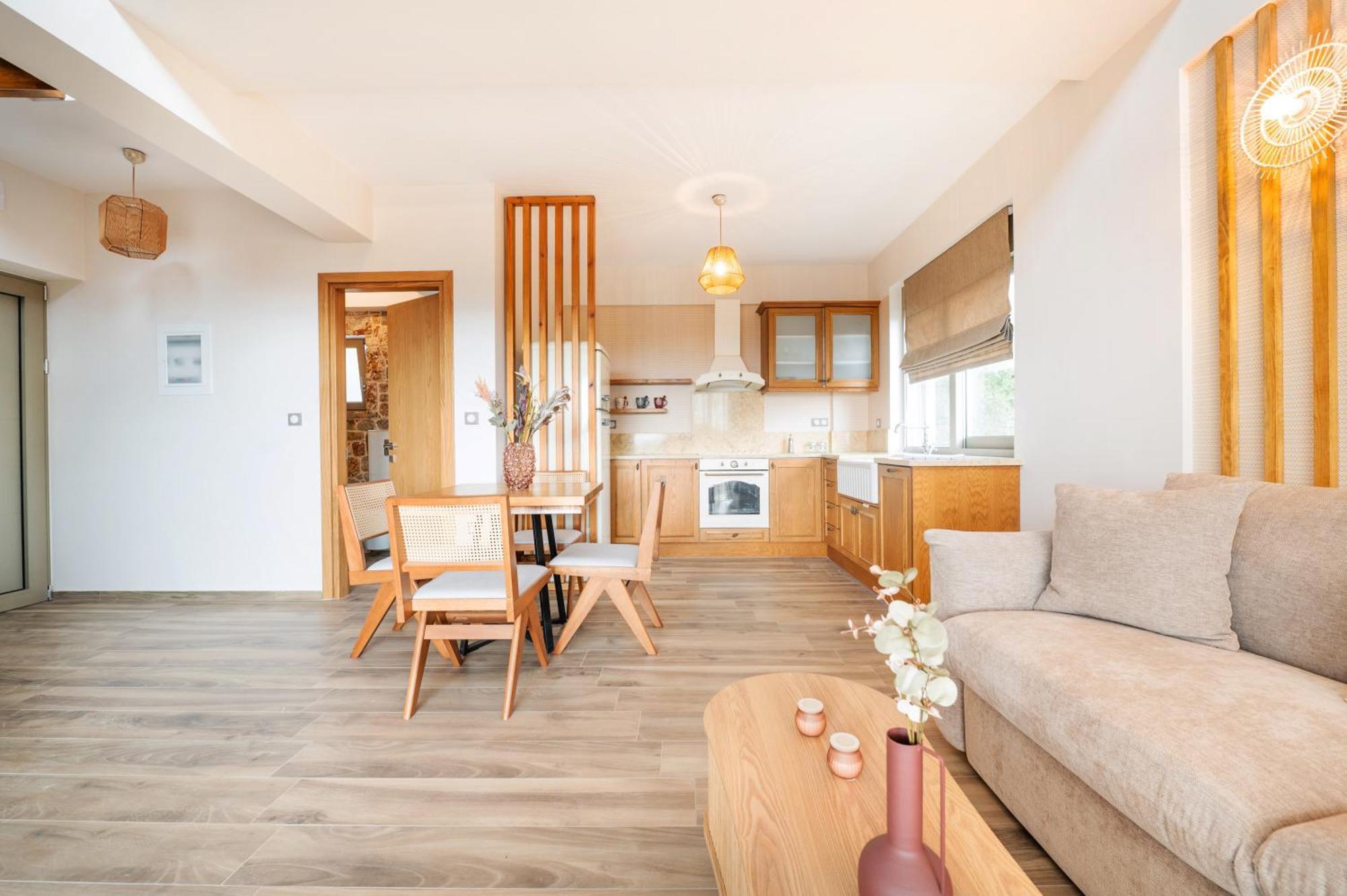 Petradi Suites Kalamata Exteriör bild