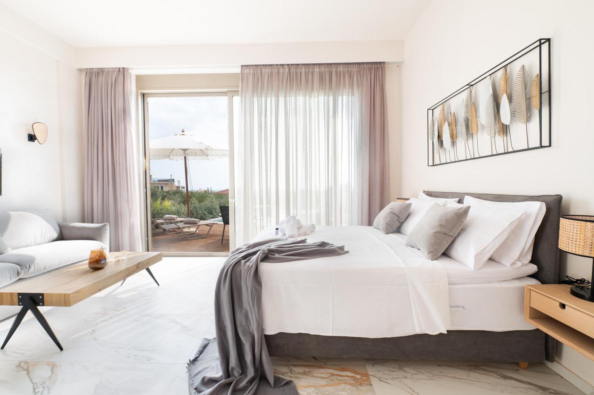 Petradi Suites Kalamata Exteriör bild